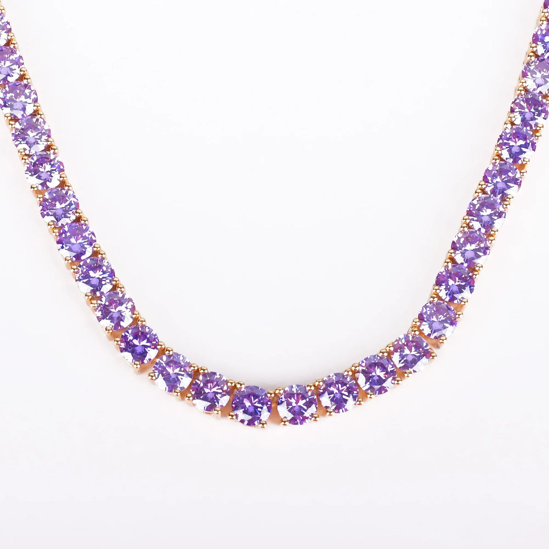 Colar Cravejado de Zircônia Banhado a Ouro 24K
